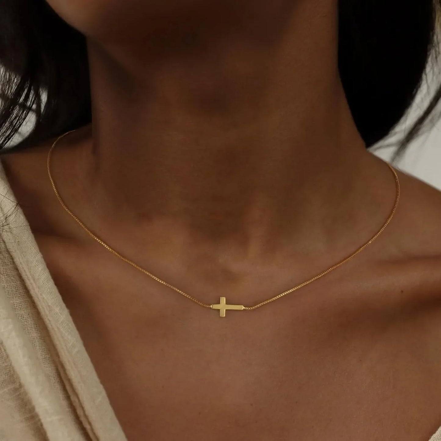 Cross Pendant Necklace Choker