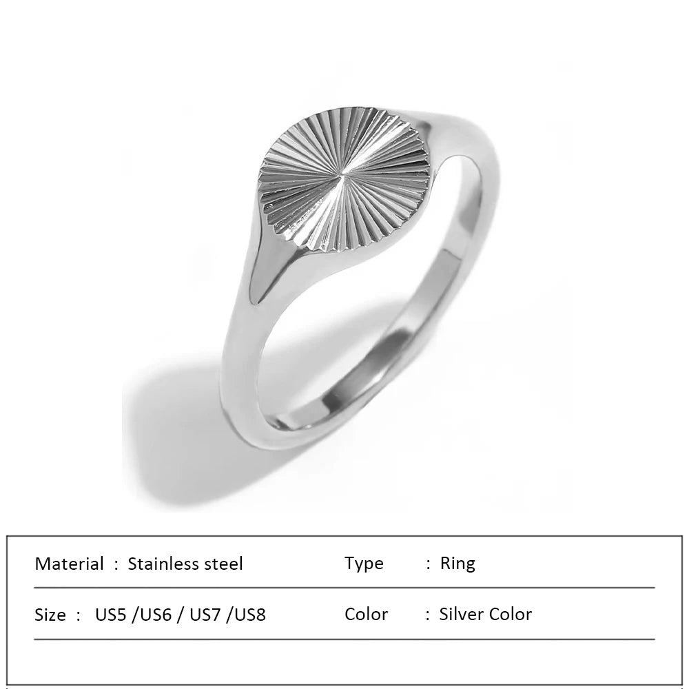 Dainty Rays Texture Dome Ring