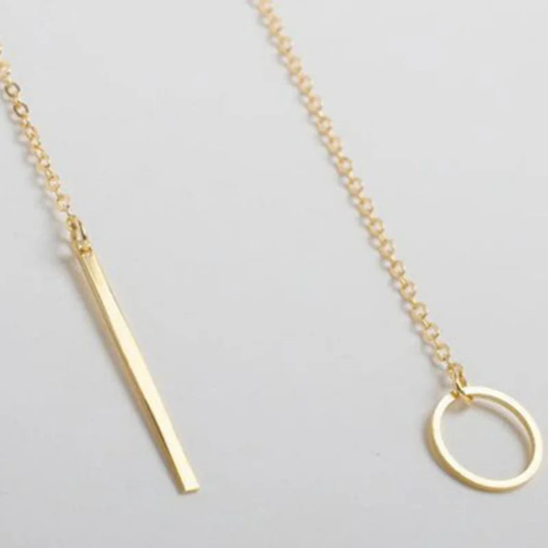 The Round Pendant Necklace