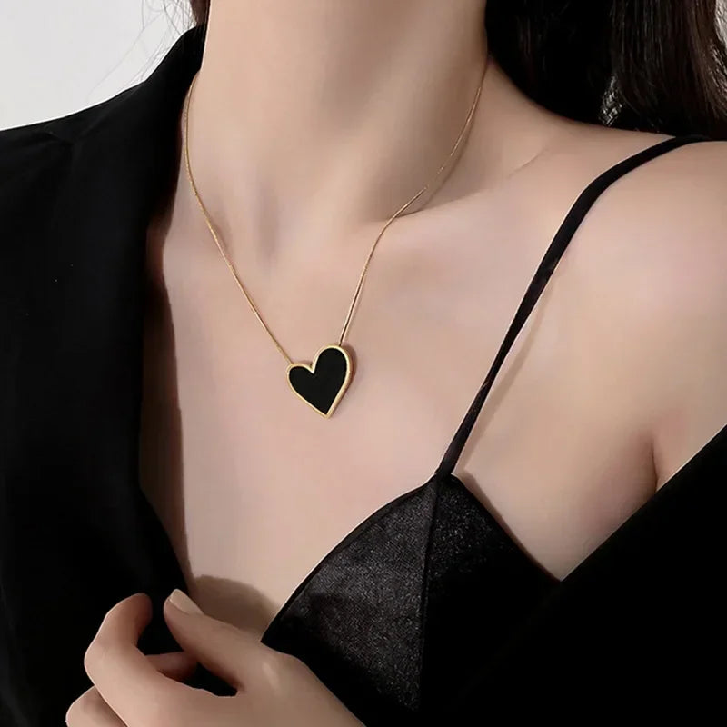 Minimalist Square Pendant Choker Necklace