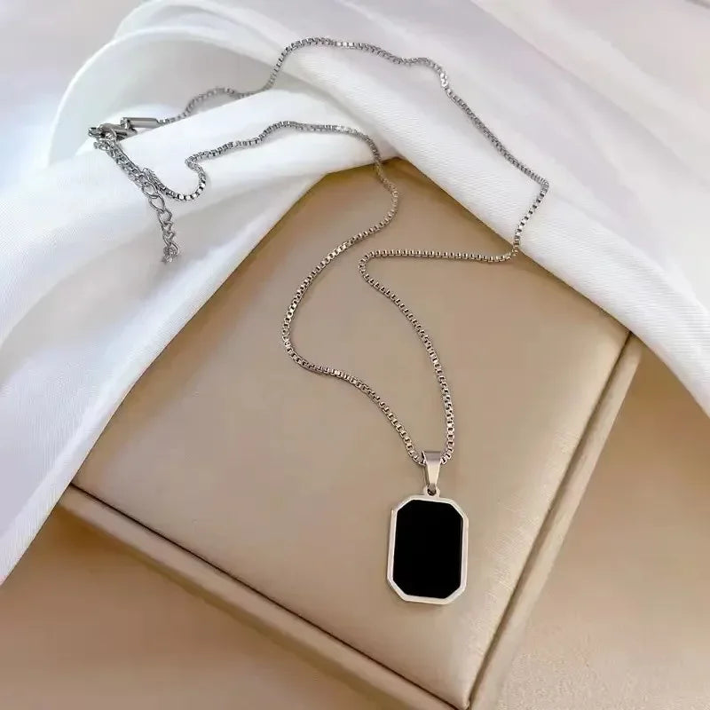 Minimalist Square Pendant Choker Necklace