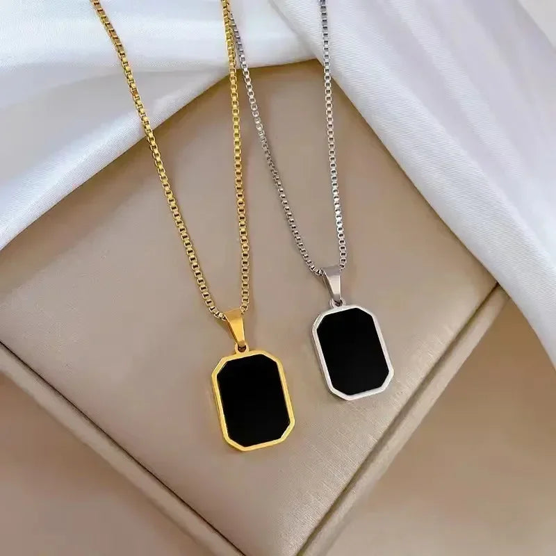 Minimalist Square Pendant Choker Necklace
